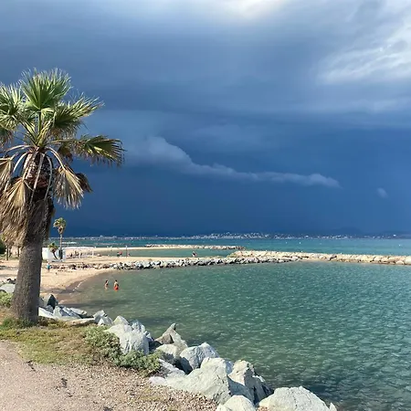Elyne Quartier Des Templiers A 400m De La * Saint-Raphaël