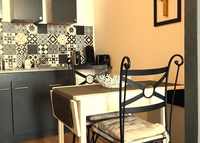 Elyne Quartier Des Templiers A 400m De La Daire *